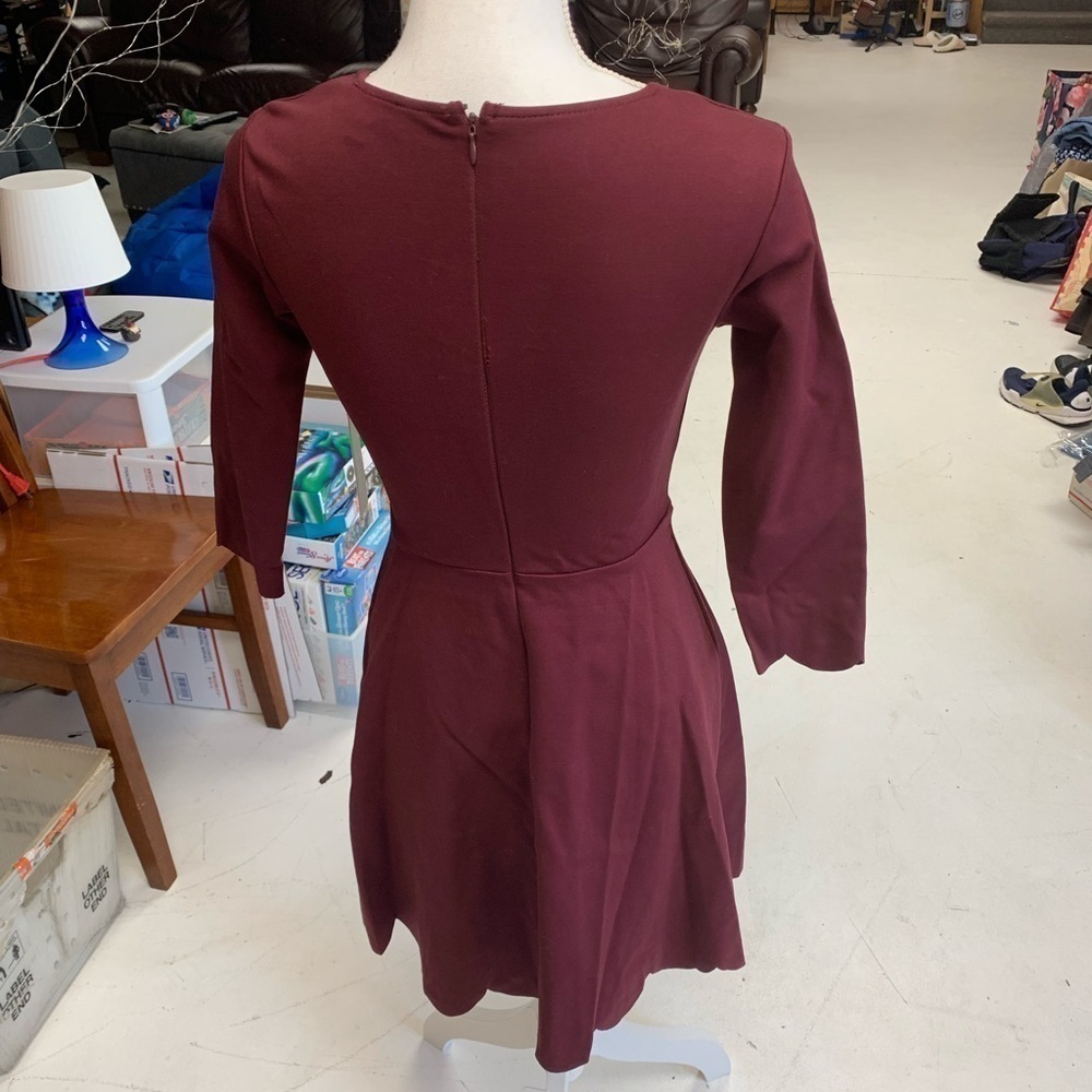 Lulu’s mini/knee length skater dress NEW XS 17 in pit L-34 in - Picture 2 of 5